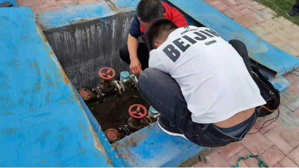 压球网页版污水流量计使用现场