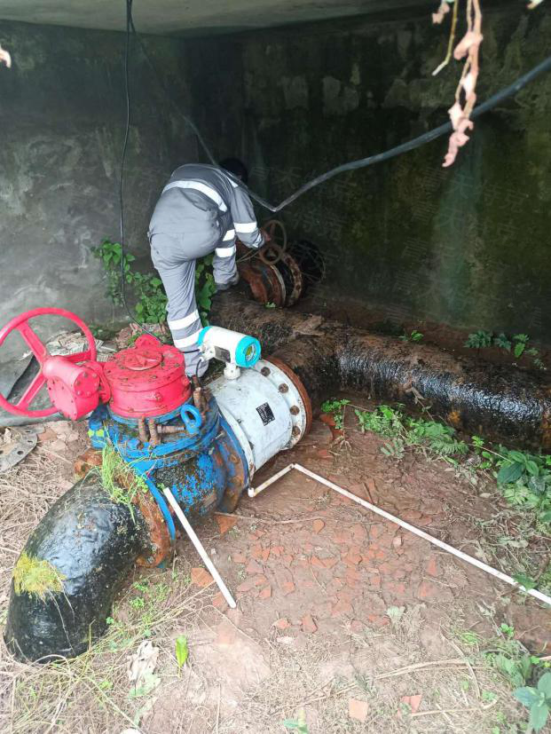 压球（中国）一站式服务平台正在安装